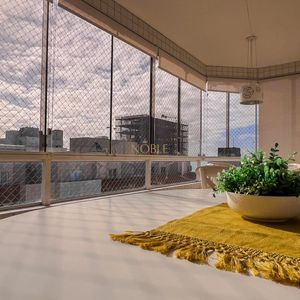 Cobertura com 220m², 3 dormitórios, 3 suítes, 2 vagas no Saint Germain em Torres para Comprar