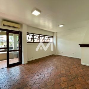 Apartamento com 74m² e 1 dormitório no bairro Centro em Lajeado para Comprar
