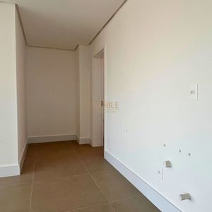 Apartamento com 109m², 3 dormitórios, 1 suíte, 2 vagas no Urban em Torres para Comprar