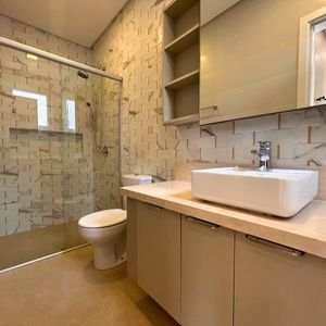 Casa de Condomínio com 306m², 4 dormitórios, 4 suítes, 4 vagas no Reserva das Águas em Torres para Comprar