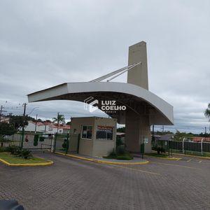 ENTRADA NO CONDOMINIO