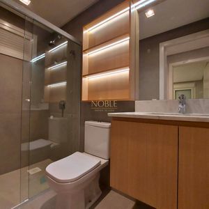 Apartamento com 77m², 2 dormitórios, 1 suíte, 2 vagas no Maui Residencial em Torres para Comprar