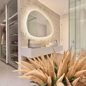 Apartamento com 140m², 3 dormitórios, 3 suítes, 2 vagas no Voga em Torres para Comprar