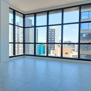 Apartamento com 110m², 3 dormitórios, 2 suítes, 1 vaga no LONDON em Torres para Comprar