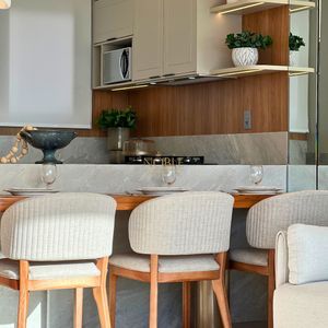 Apartamento com 91m², 2 dormitórios, 2 suítes, 2 vagas no Toronto em Torres para Comprar