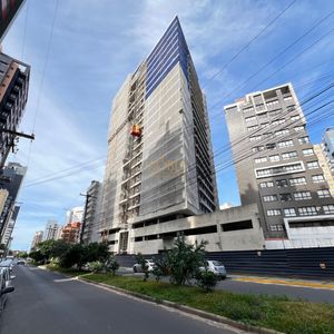 Apartamento com 113m², 3 dormitórios, 3 suítes, 2 vagas no Mirage em Torres para Comprar