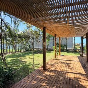 Casa com 156m², 3 dormitórios, 1 suíte, 4 vagas no bairro Praia Itapeva em Torres para Comprar