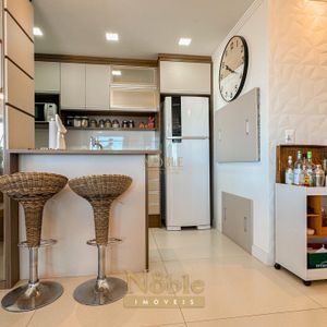 Apartamento com 134m², 3 dormitórios, 3 suítes, 3 vagas no Belize em Torres para Comprar