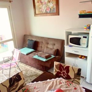 Apartamento com 38m², 1 dormitório, 1 vaga no Condomínio Justo em Torres para Comprar