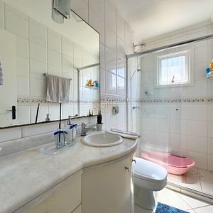 Cobertura com 182m², 4 dormitórios, 1 suíte, 1 vaga no Bella Vista em Torres para Comprar