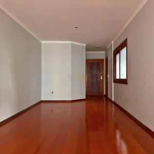 Apartamento com 137m², 3 dormitórios, 1 suíte, 1 vaga no Nouvelle Tour em Torres para Comprar