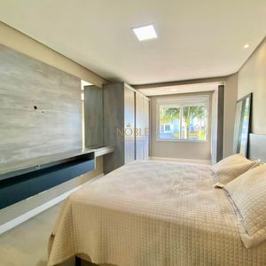 Apartamento com 156m², 3 dormitórios, 1 suíte, 1 vaga no bairro Stan em Torres para Comprar