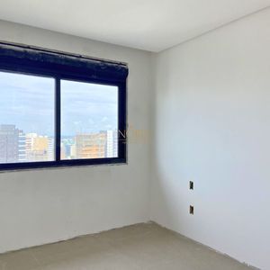 Apartamento com 130m², 4 dormitórios, 3 suítes, 2 vagas no Mirage em Torres para Comprar