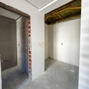 Apartamento com 210m², 4 dormitórios, 4 suítes, 3 vagas no Vanguard em Torres para Comprar