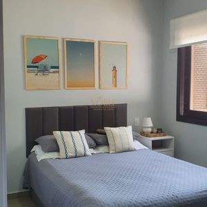 Casa, 3 dormitórios, 2 suítes, 2 vagas no bairro Loteamento Caravelle em Passo de Torres para Comprar