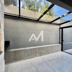 Sobrado com 85m² e 2 dormitórios no bairro Montanha em Lajeado para Comprar