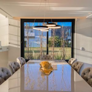 Casa de Condomínio com 375m², 4 dormitórios, 4 suítes, 2 vagas no Condomínio Ilhas Park em Torres para Comprar