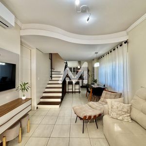 Sobrado com 104m² e 2 dormitórios no bairro Universitário em Lajeado para Comprar