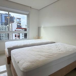 Apartamento com 120m², 4 dormitórios, 1 suíte, 2 vagas no Michelângelo em Torres para Comprar