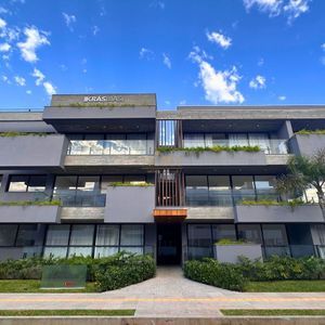 Apartamento com 68m², 2 dormitórios, 1 suíte, 1 vaga no Florença em Torres para Comprar