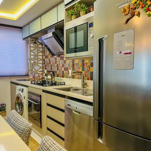 Apartamento com 84m², 2 dormitórios, 1 suíte, 2 vagas no Dom Raphael em Torres para Comprar