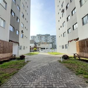 Apartamento com 76m², 2 dormitórios, 1 suíte, 1 vaga no Due Fratelli em Torres para Comprar