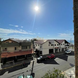 Apartamento com 185m², 4 dormitórios, 1 suíte, 2 vagas no Villa Tuchauah em Torres para Comprar