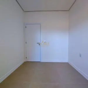 Geminado com 109m², 3 dormitórios, 1 suíte, 1 vaga no bairro Morada das Palmeiras em Torres para Comprar