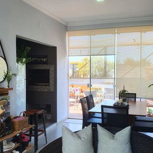 Casa, 3 dormitórios, 2 suítes, 2 vagas no bairro Loteamento Caravelle em Passo de Torres para Comprar