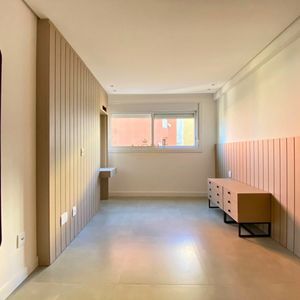 Apartamento com 112m², 3 dormitórios, 3 suítes, 2 vagas no La Vistara em Torres para Comprar