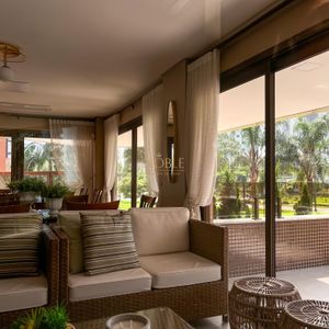 Apartamento com 212m², 3 dormitórios, 3 suítes, 2 vagas no L'essence em Torres para Comprar