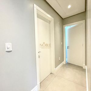 Apartamento com 155m², 3 dormitórios, 3 suítes, 2 vagas no Montechiaro em Torres para Comprar