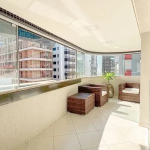 Apartamento com 125m², 3 dormitórios, 1 suíte, 2 vagas no Elegance em Torres para Comprar