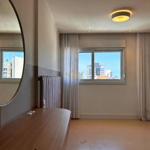 Apartamento com 178m², 3 dormitórios, 3 suítes, 2 vagas no Villagio del Mare em Torres para Comprar