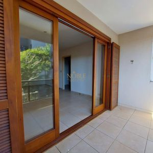 Apartamento com 100m², 3 dormitórios, 1 suíte, 2 vagas no Monte Vêneto em Torres para Comprar