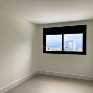 Apartamento com 108m², 3 dormitórios, 1 suíte, 2 vagas no Urban em Torres para Comprar