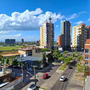 Apartamento com 78m², 2 dormitórios, 2 suítes, 1 vaga no Rosa dos Ventos em Torres para Comprar