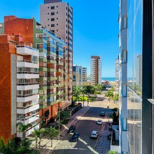 Apartamento com 119m², 3 dormitórios, 1 suíte, 2 vagas no Titanium em Torres para Comprar