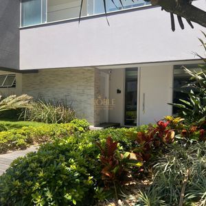 Cobertura com 471m², 4 dormitórios, 4 suítes, 6 vagas no Punta del Mare em Torres para Comprar