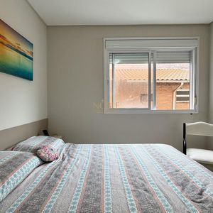 Apartamento com 110m², 3 dormitórios, 1 suíte, 2 vagas no Praia Bávaro em Torres para Comprar