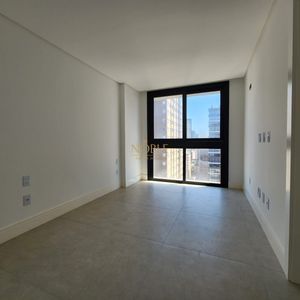 Apartamento com 220m², 4 dormitórios, 4 suítes, 3 vagas no Vitra em Torres para Comprar