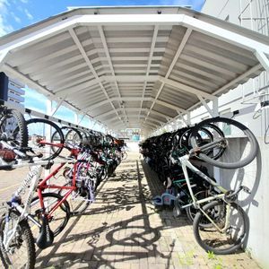 Apartamento com 76m², 2 dormitórios, 1 suíte, 1 vaga no Due Fratelli em Torres para Comprar