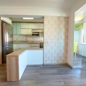 Apartamento com 54m², 1 dormitório, 1 vaga no Ed. Fenix Center em Torres para Comprar