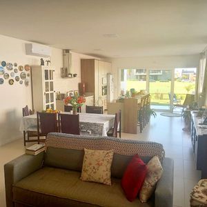 Casa de Condomínio com 195m², 3 dormitórios, 3 suítes, 2 vagas no Reserva das Águas em Torres para Comprar