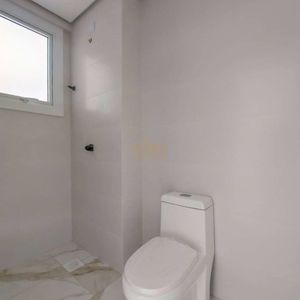 Apartamento com 79m², 2 dormitórios, 1 suíte, 1 vaga no La Vistara em Torres para Comprar