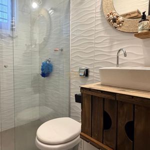 Casa com 240m², 4 dormitórios, 1 suíte, 3 vagas no bairro Praia da Cal em Torres para Comprar