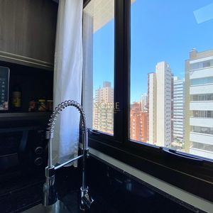Apartamento com 77m², 2 dormitórios, 2 suítes, 1 vaga no Véritas em Torres para Comprar
