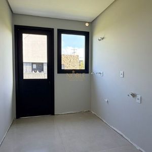 Casa de Condomínio com 222m², 4 dormitórios, 4 suítes, 2 vagas no Reserva das Águas em Torres para Comprar