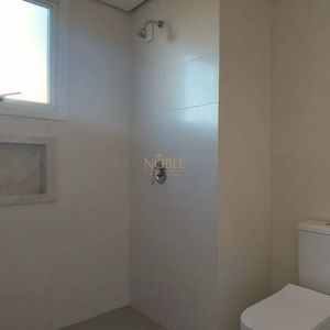 Cobertura com 173m², 3 dormitórios, 3 suítes, 2 vagas no Açucena em Torres para Comprar