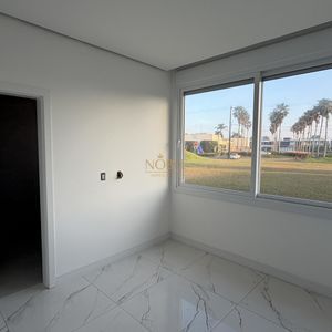 Casa com 474m², 4 dormitórios, 4 suítes, 2 vagas no Condomínio Ilhas Park em Torres para Comprar